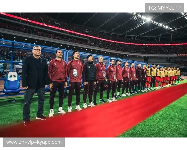 中国足球全球热议 国足实力强大赢得尊重，中国国足评价