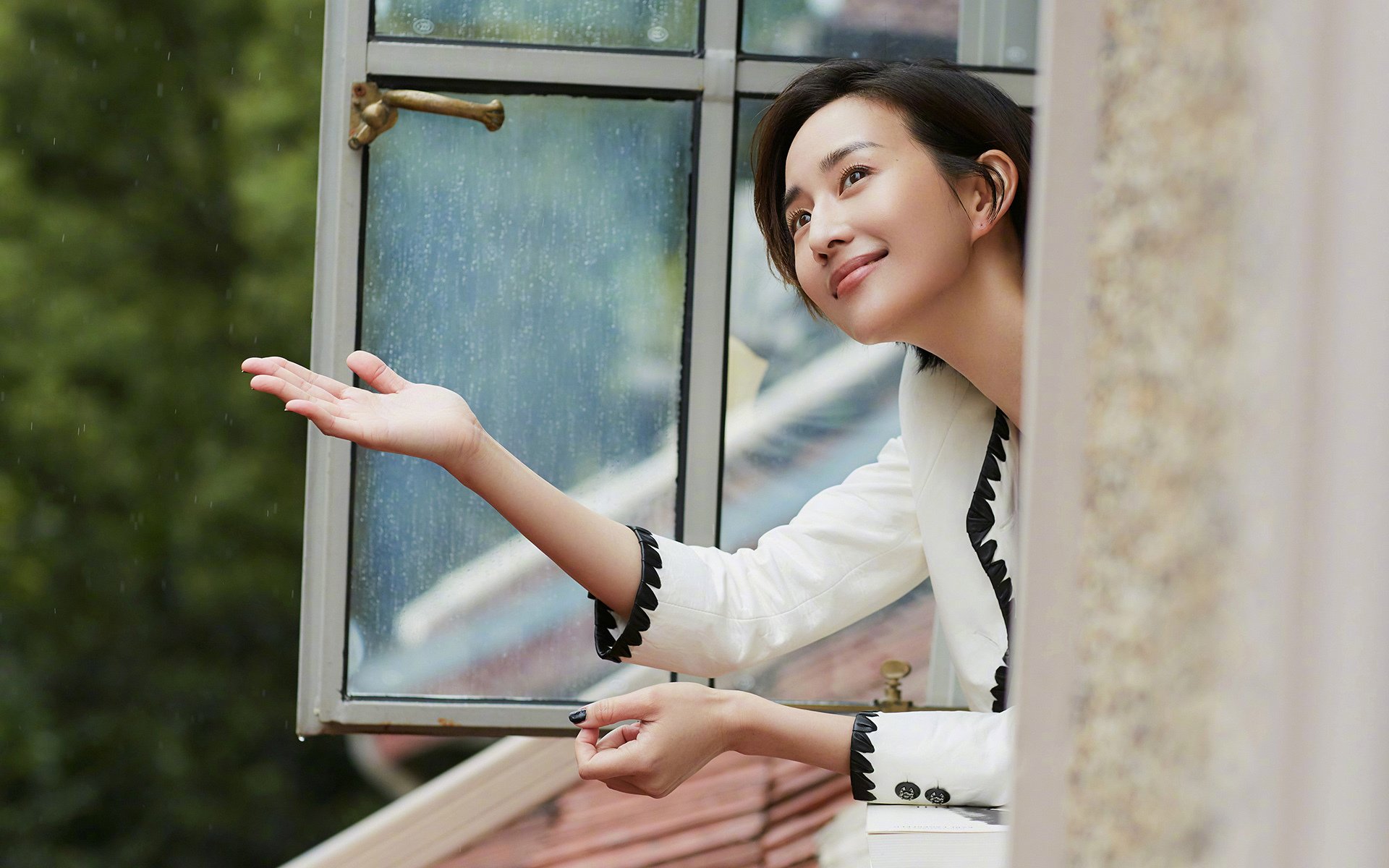 法兰克福边路起球精准助力得分,法兰克福队标含义