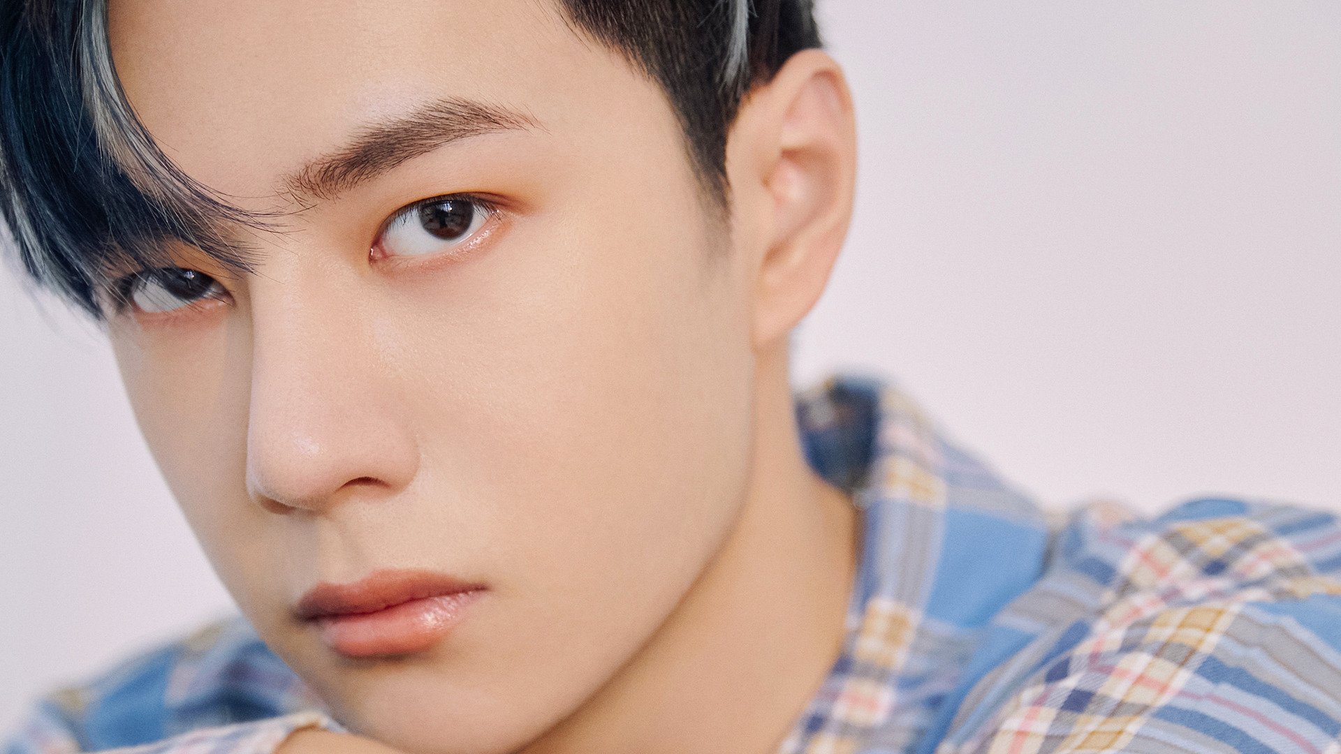 kaiyun体育app-全黑队通过精准的球场布局，创造进攻机会，全黑队战舞