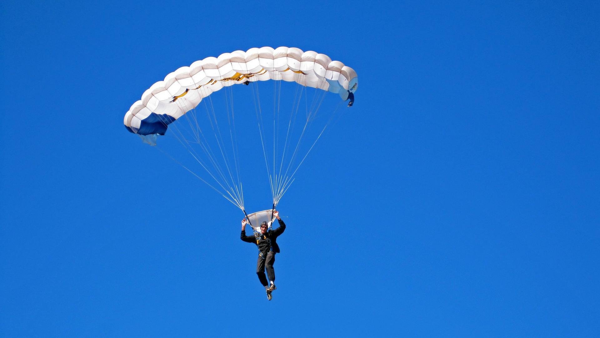 T1的统治之下：外网担忧比赛观赏性的背后真相