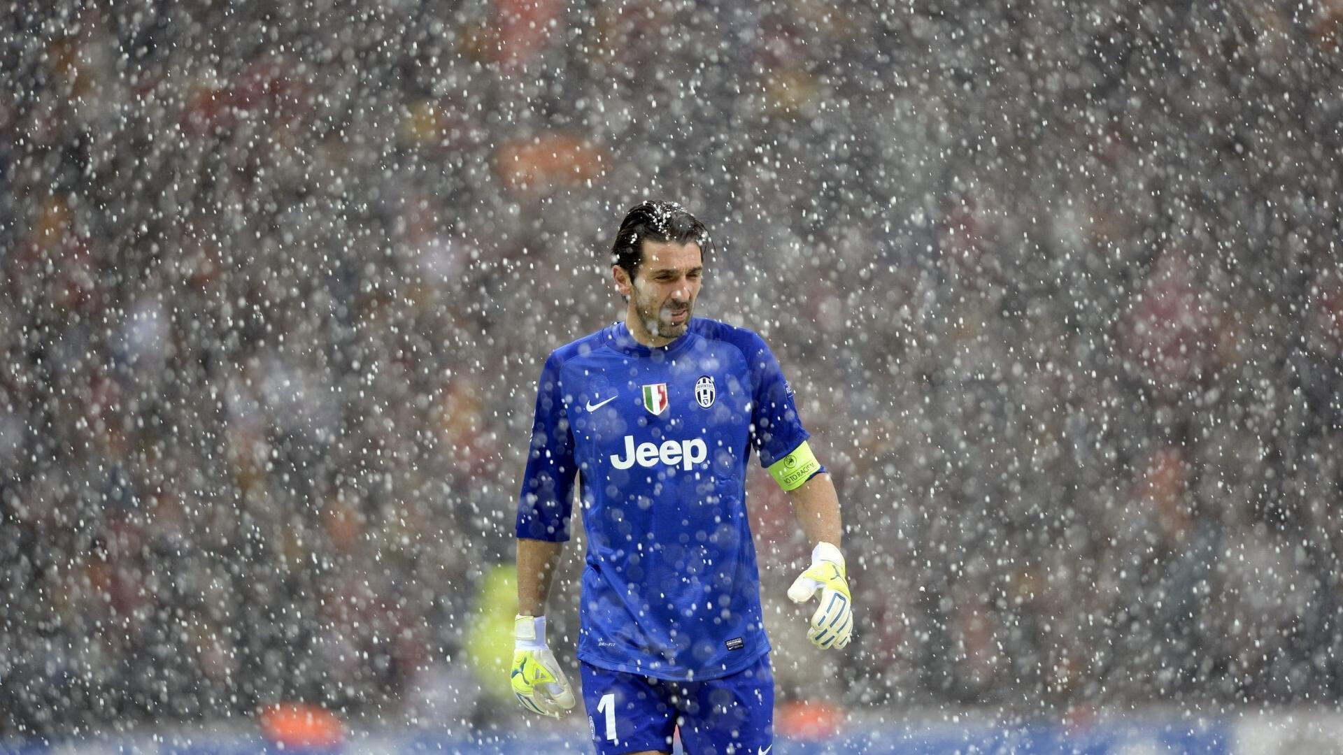 欧洲杯决胜时刻：冷静中的智慧爆发，欧洲杯决赛争议